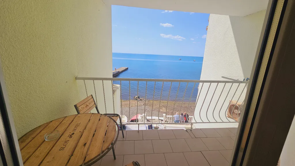 Семейный номер с видом на море