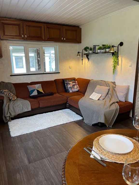 Коттедж Шикарный дом у озера — Красное Село