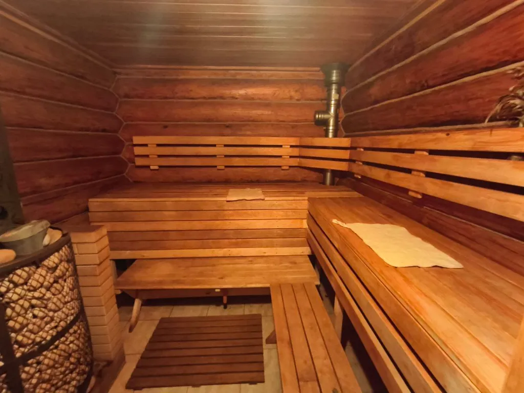 Студия в доме с отдельным входом и санузлом