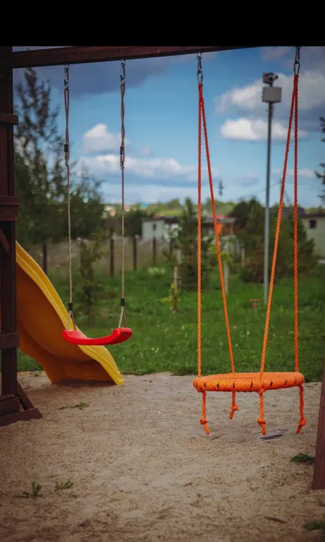 Атмосферный домик вдали от городской суеты