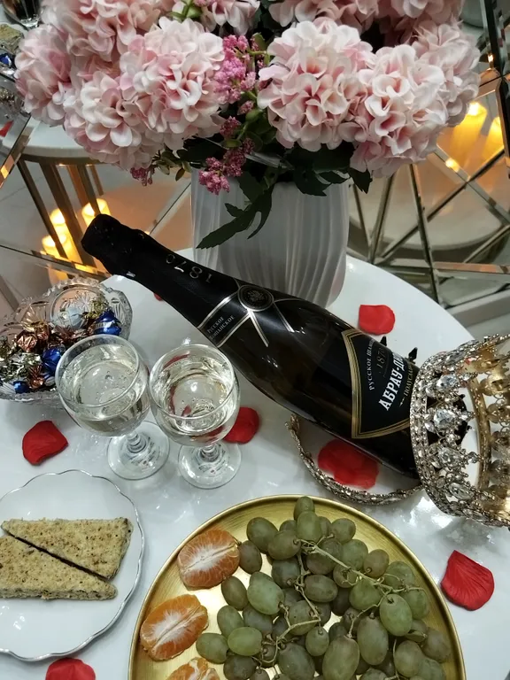 Новая квартира в центре. С видом на три моста