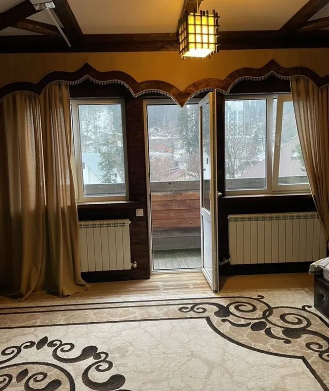 Люксовый двухкомнатный в самом сердце Домбая