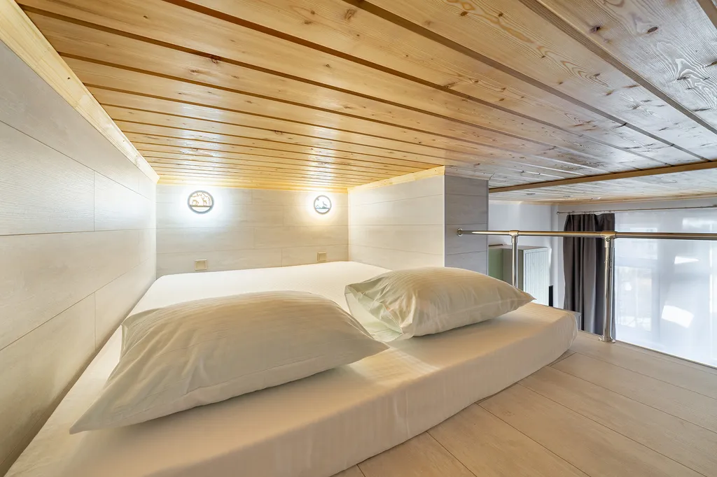 Уютные двухуровневые апартаменты с видом на горы в ЖК RED GLADE