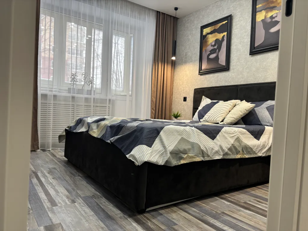 2-х комнатная квартира — аренда посуточно в Мегион