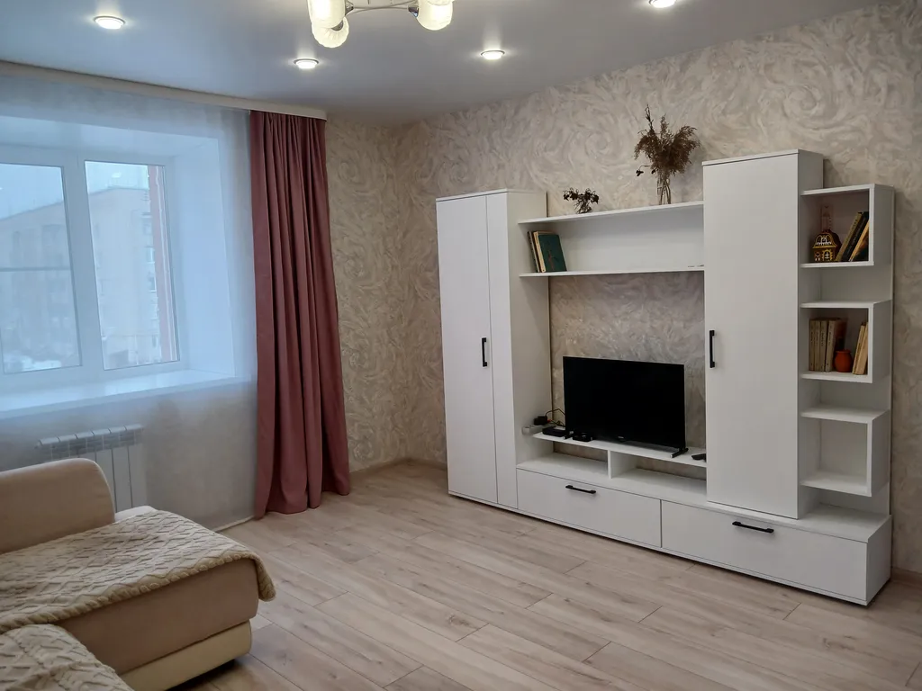 2х комнатная новая уютная квартира, малоэтажная застройка