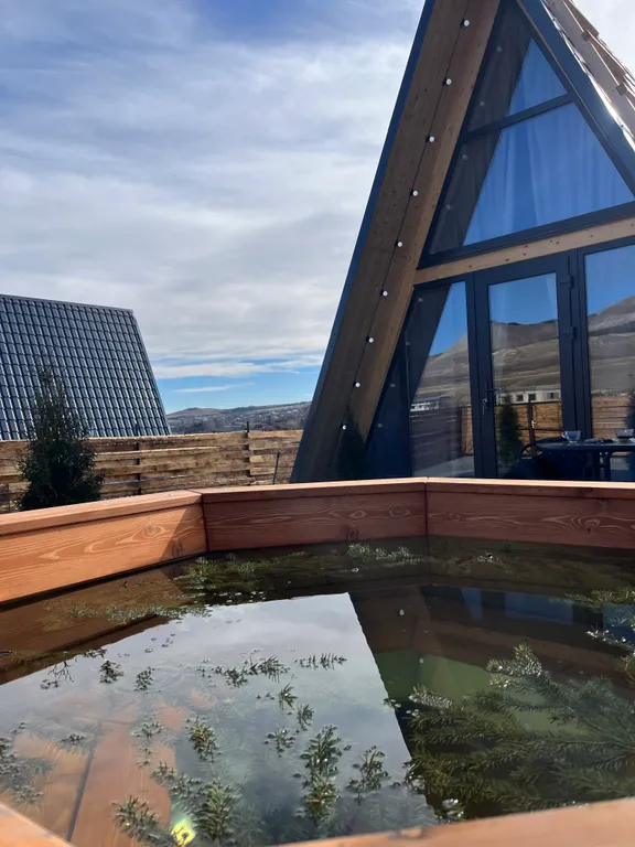 Коттедж Треугольный домик афрем — Красный Курган