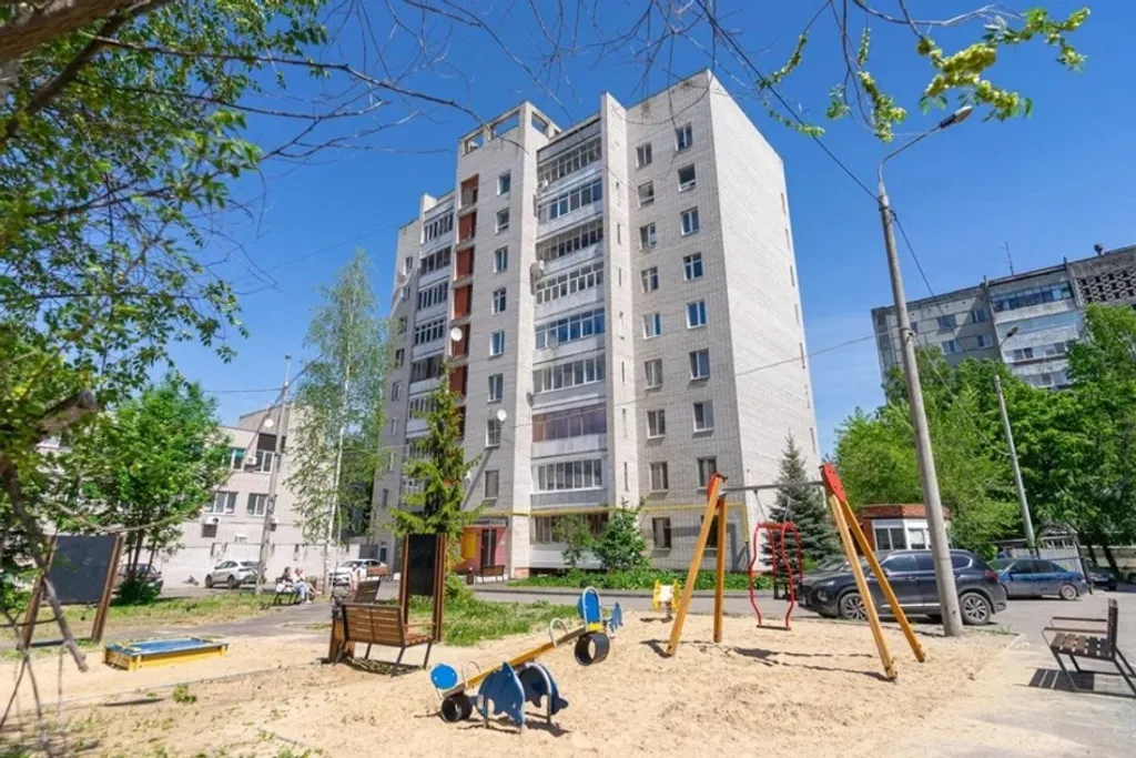Квартира Комфортная квартира рядом с метро для большой семьи — Казань