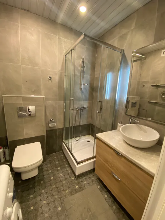 Квартира-студия со свежим ремонтом