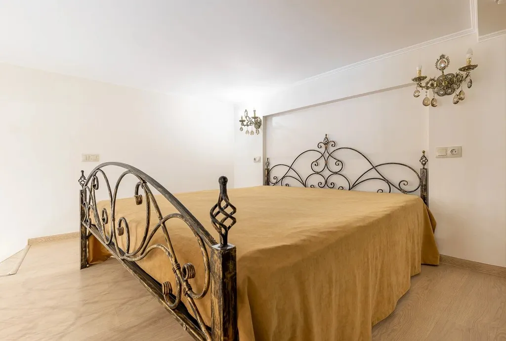 Двухуровневые апартаменты Барселона-Парк.com