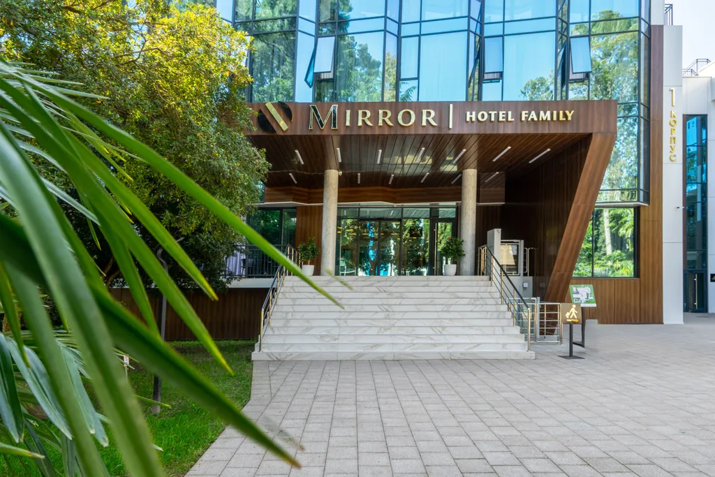 Квартира Квартира Номер c террасой в отеле Mirror Family — Сочи