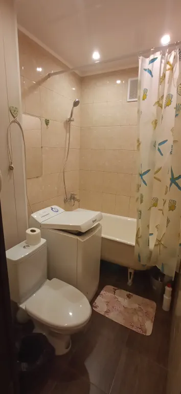 Юургу, алое поле