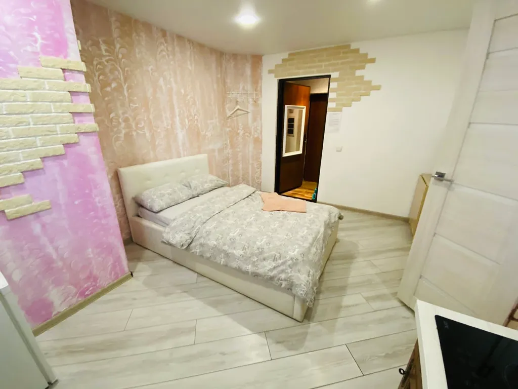 Апартаменты рядом с Максима Парк