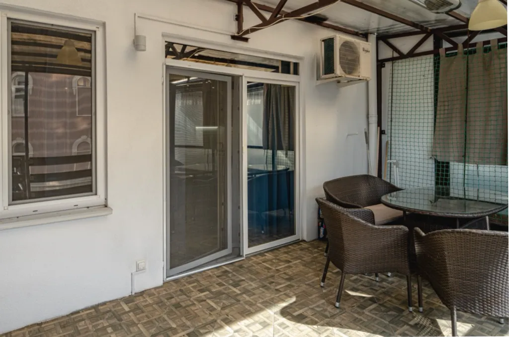 Двухэтажная квартира «отдых у ручья» со своей террасой и мангалом