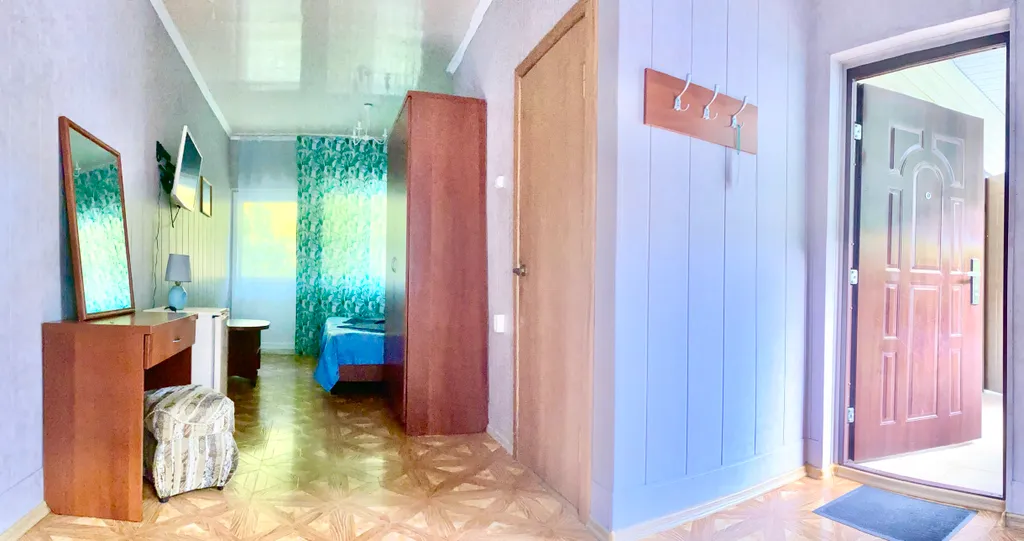 Квартира Квартира Семейный номер улучшенный — Гагра