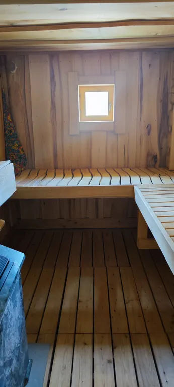 Дом с панорамными окнами в стиле Barn House