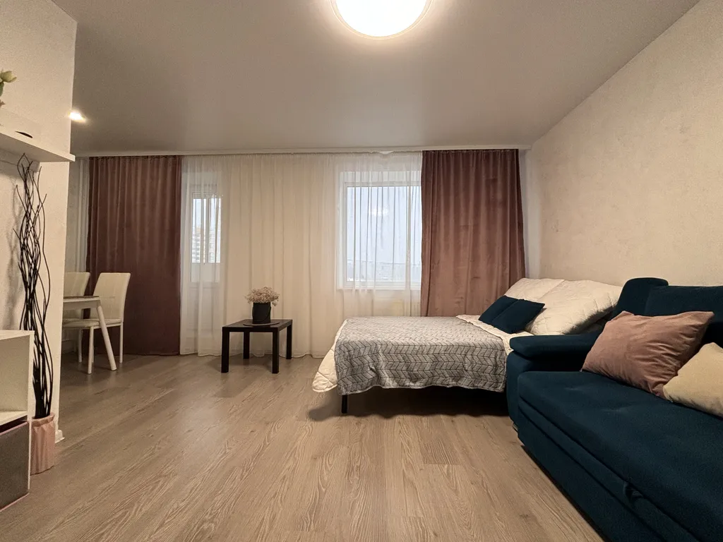 Стильная и уютная 2-к. квартира в спальном районе от Город 18