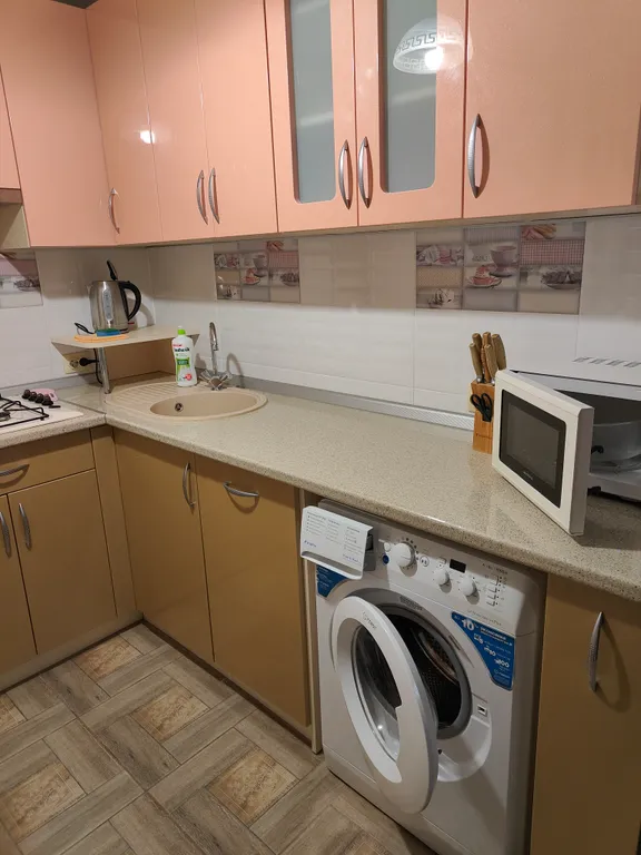 Studio on Karla Marksa