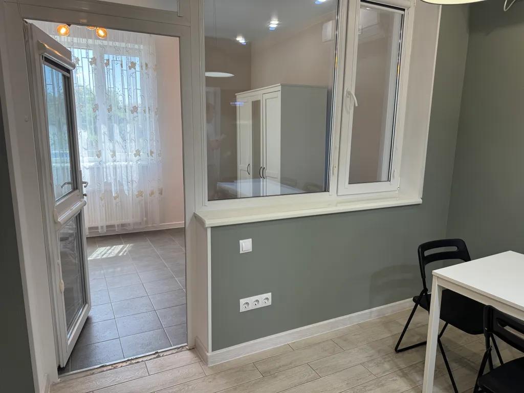 Половина Коттеджа