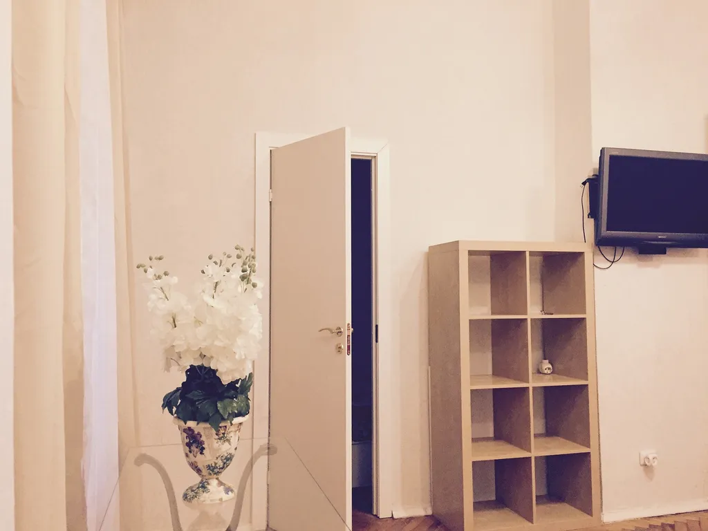 Квартира Квартира Two steps to the Hermitage 4BR Apartment — Санкт-Петербург