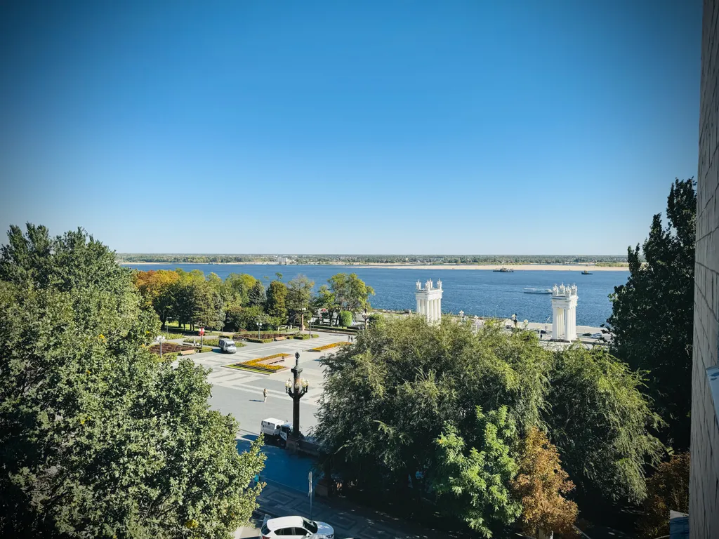 Квартира с видом на Волгу рядом с набережной