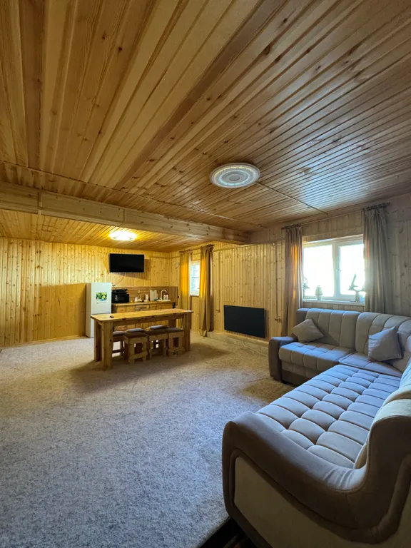 Коттеджный домик у Озера