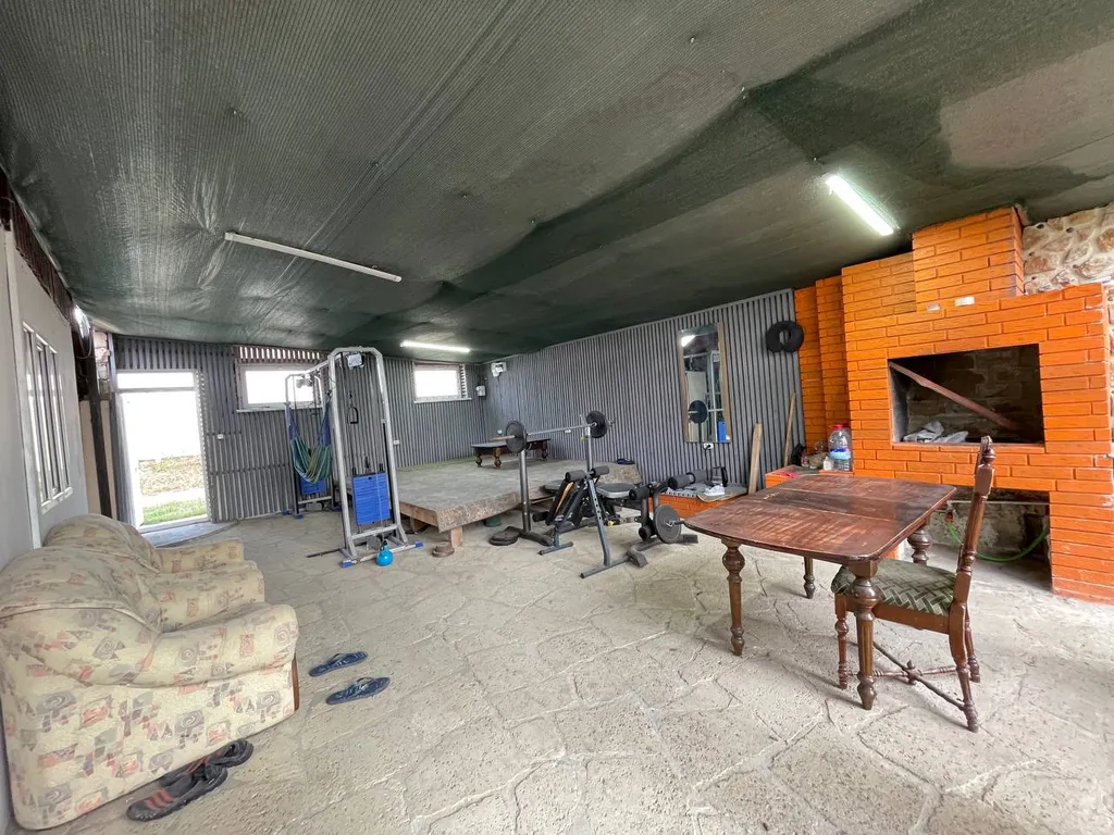 Дача на берегу моря с выходом на пляж