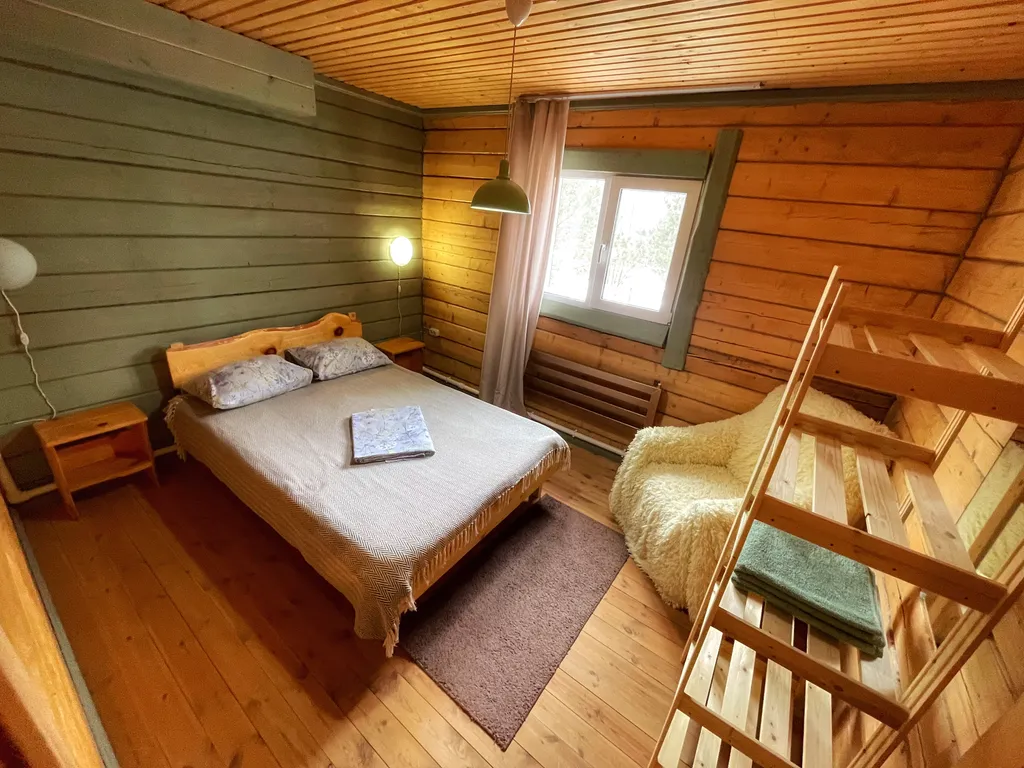 Стандарт 2-х местный с двуспальной кроватью и видом на горы