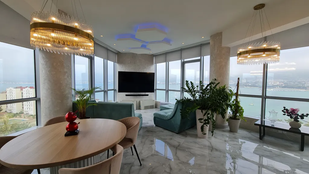 Квартира с видом на море и террасой