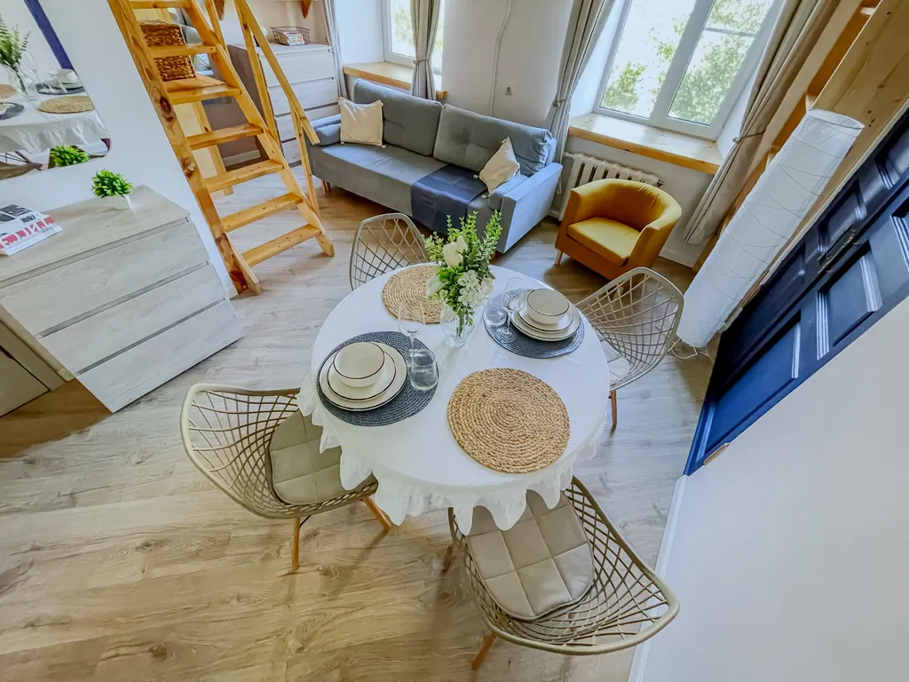 Двухуровневая квартира. Все в пешей доступности