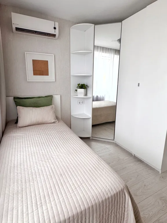 Стильная трехкомнатная квартира в центре