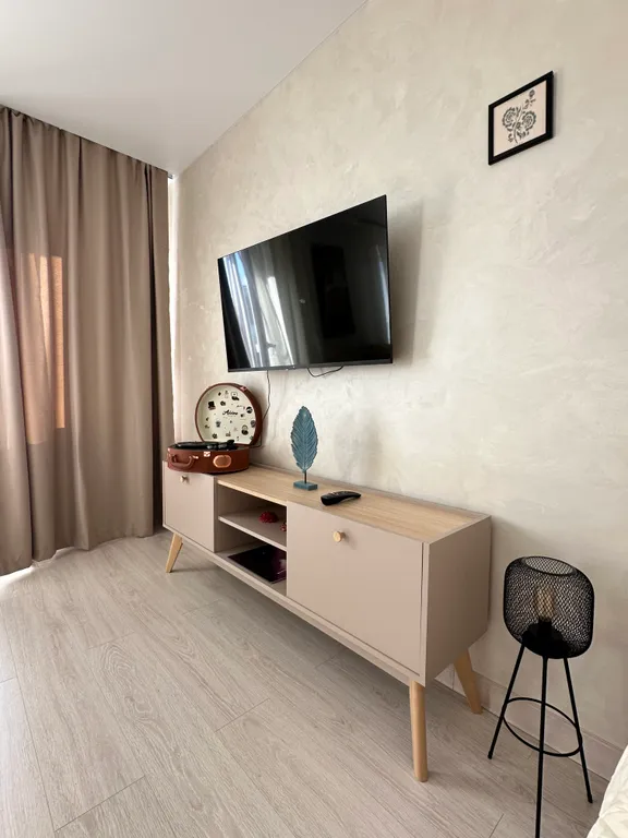 Уютная новая квартира возле вокзала и центра города