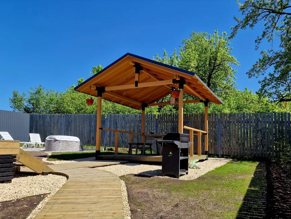 Иван-дача рядом с парком кудыкина гора