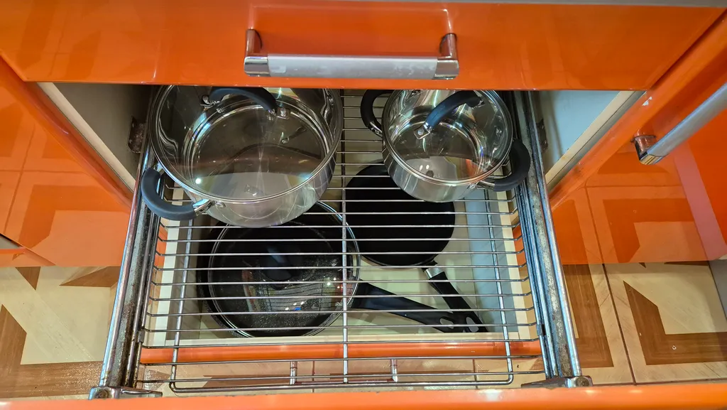 Уютная двухкомнатная квартира с камином на Завелечье