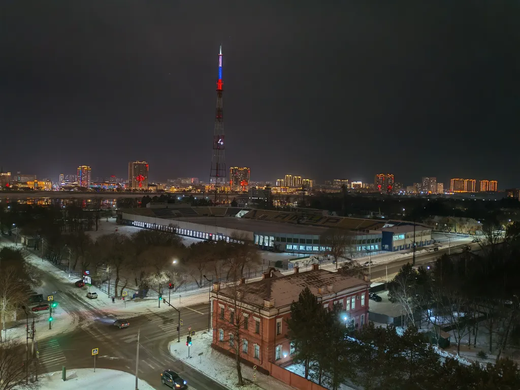 2-комнатная квартира, 3 кровати с видом на Китай, Серебряная миля