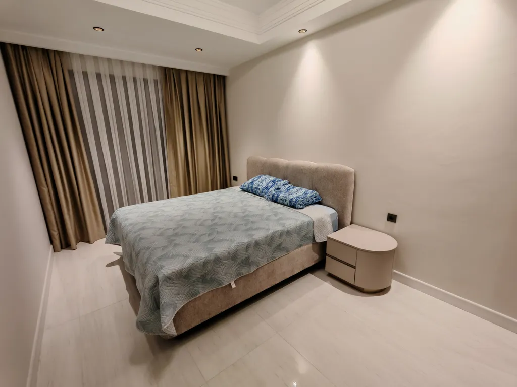 Квартира в Azura World c видом на бассейн и аквапарком