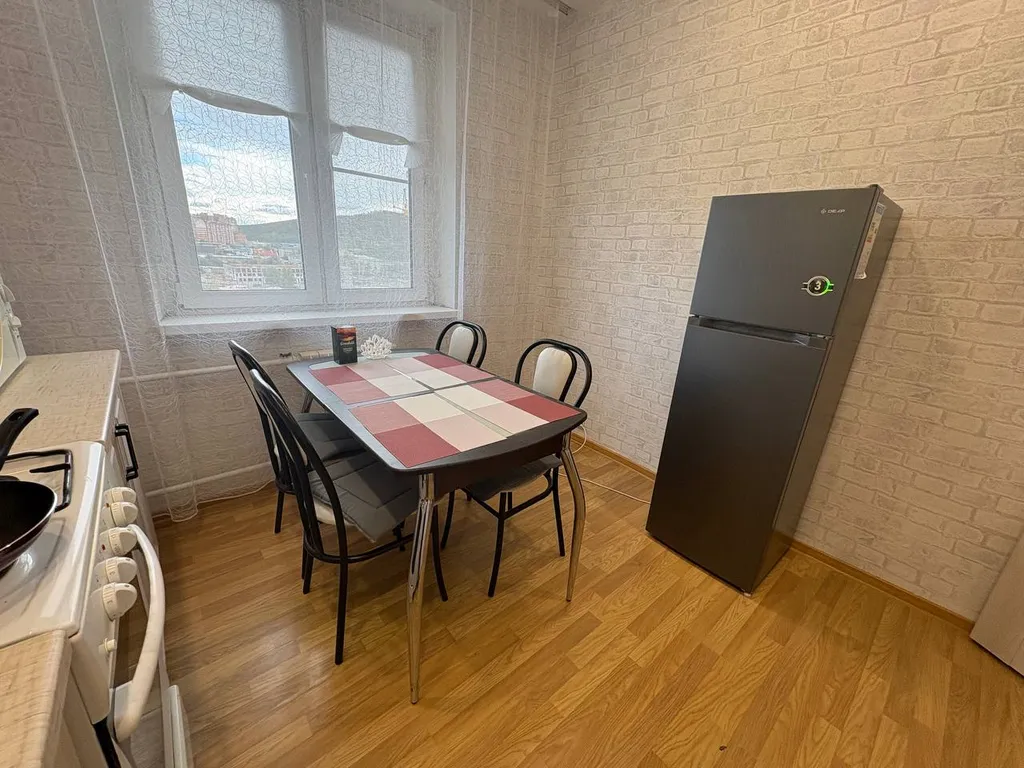 Двухкомнатная квартира в районе горбольницы