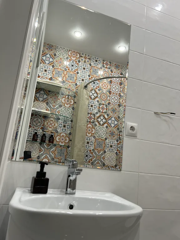 Чистая, уютная квартира, тихий закрытый двор с детской площадкой