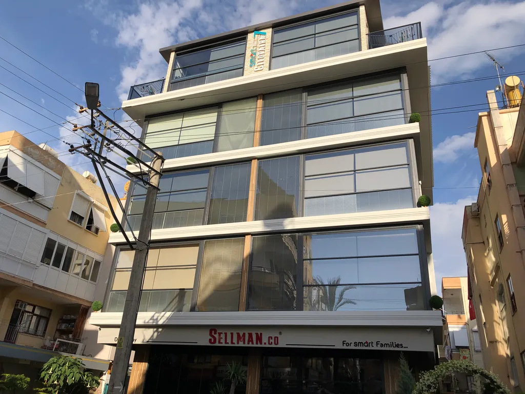 Уникальная квартира в центре в районе Клеопатра в 150 метрах до моря