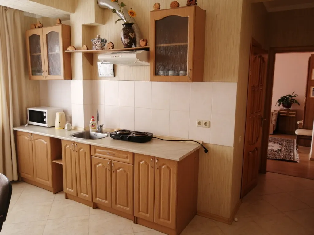 Уютная, просторная квартира рядом с парком — аренда посуточно в Кореиз