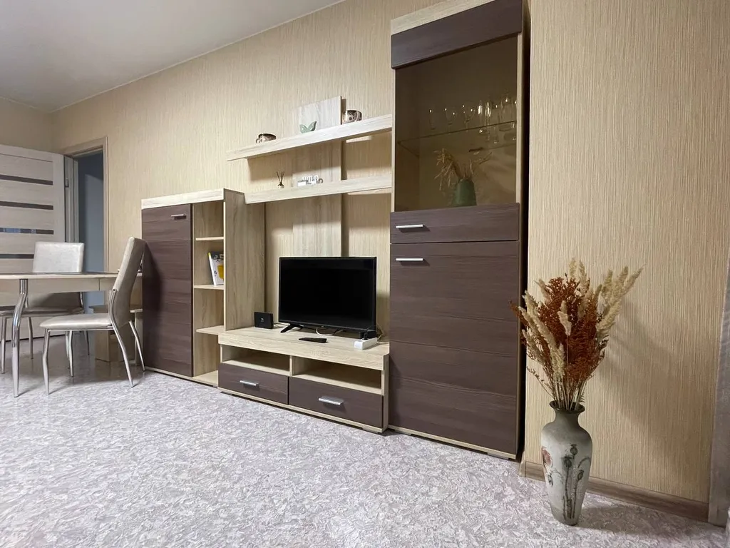 Квартира Просторная и уютная квартира ТЦ galaxy — Барнаул