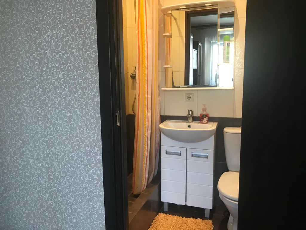 Двухкомнатный люкс с балконом с двумя раздельными кроватями и диваном