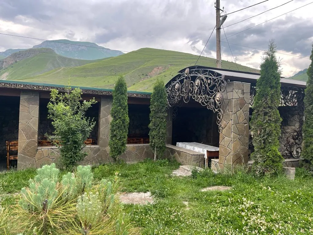 Дом с видом на горы