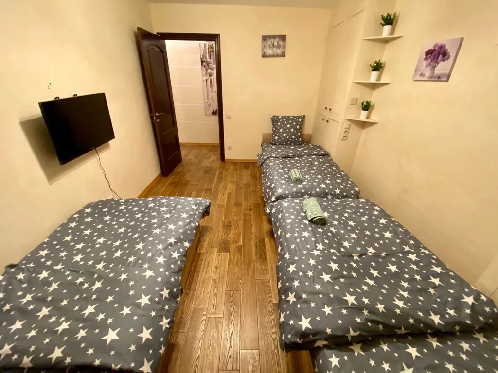 Комфортная двухкомнатная квартира, есть 4 раздельных спальных места