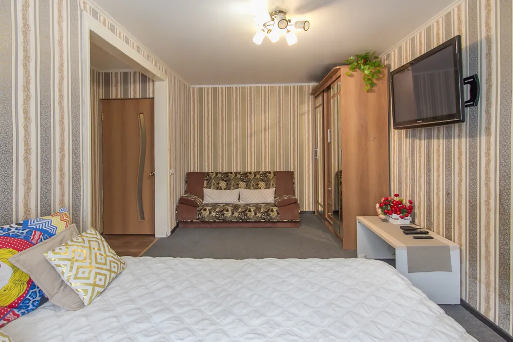 Квартира возле военной академии