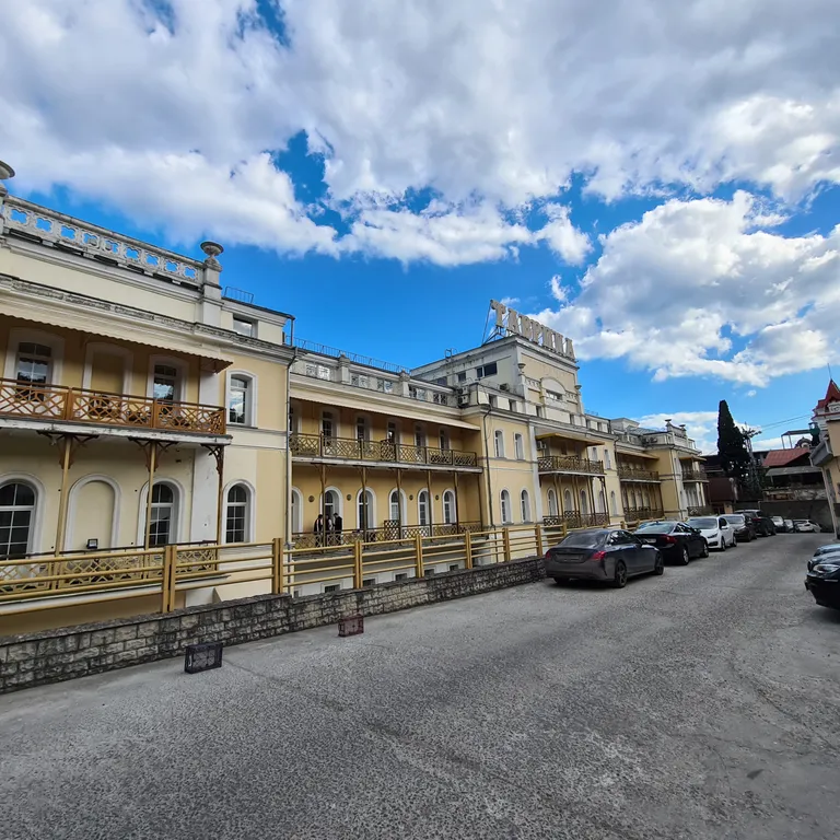 Апартаменты на первой линии