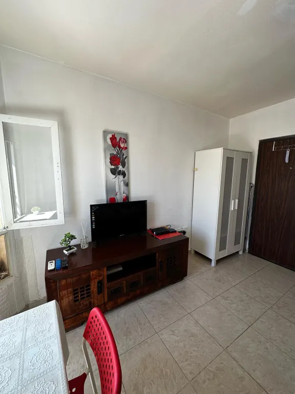 Красивая 2 комнатная квартира на первой линии моря с панорамным видом