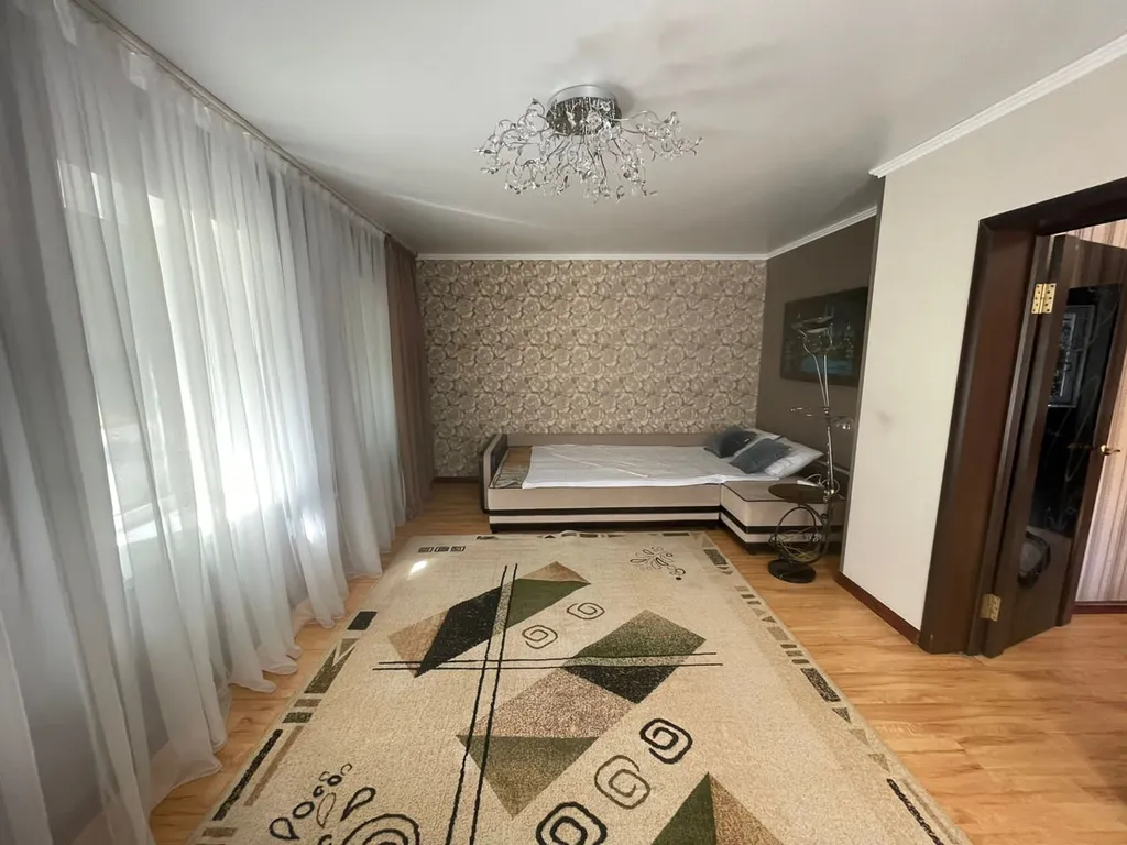 Коттедж Уютный дом под ключ — аренда посуточно в Ейск