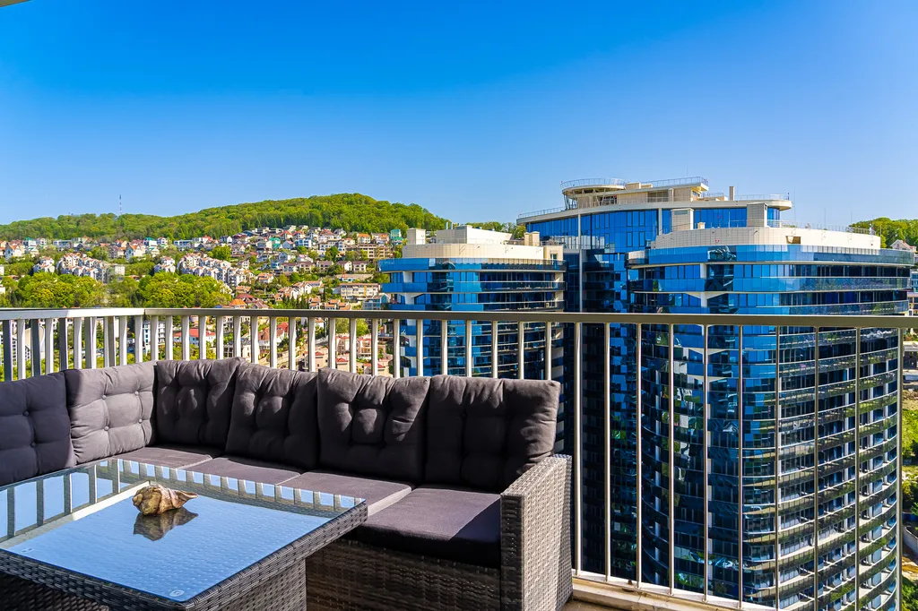 Апартамент с шикарным видом на горы и город