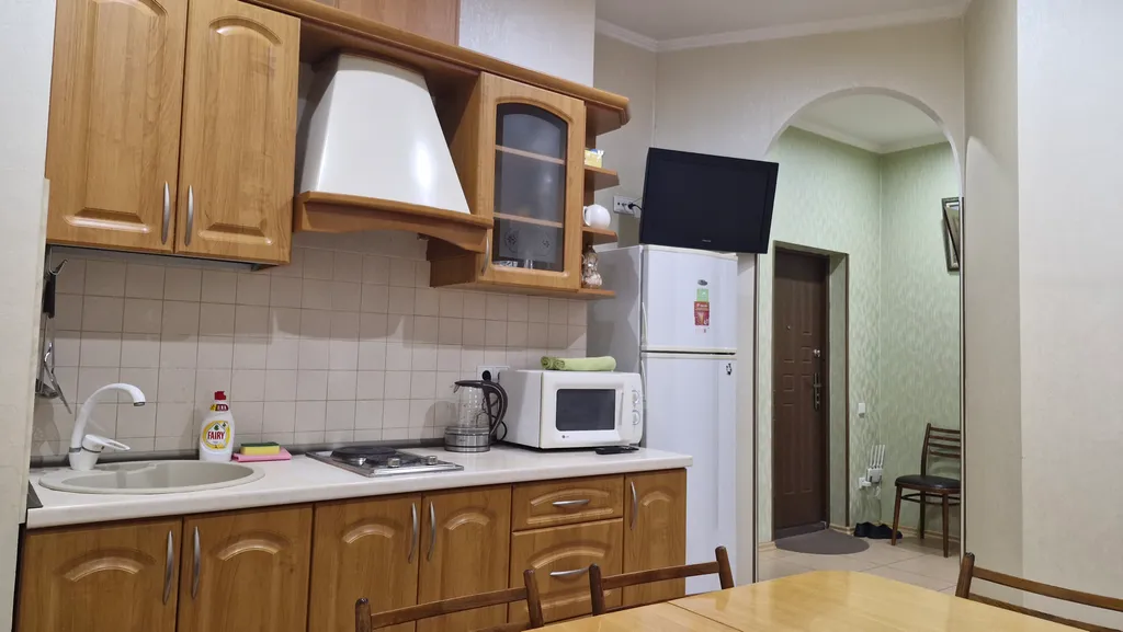 Просторная 2-х комнатная квартира в центре Алушты