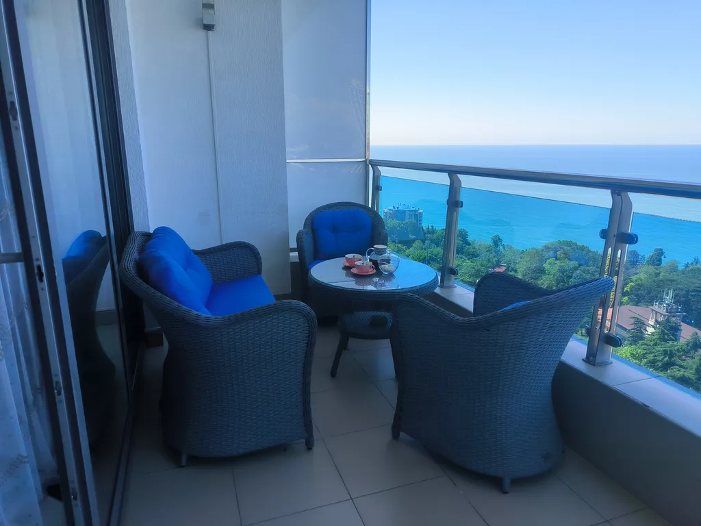 Апартамент с бассейном